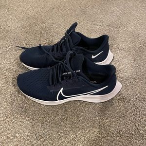 Women’s Nike Sneakers